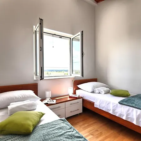 Holiday home Srecko