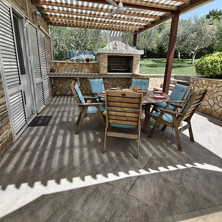 Holiday home Srecko