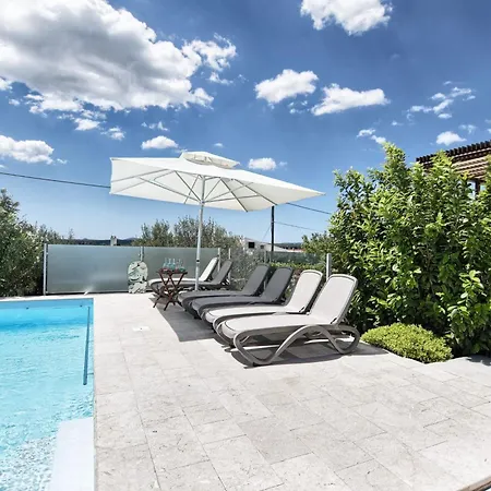 Holiday home Srecko